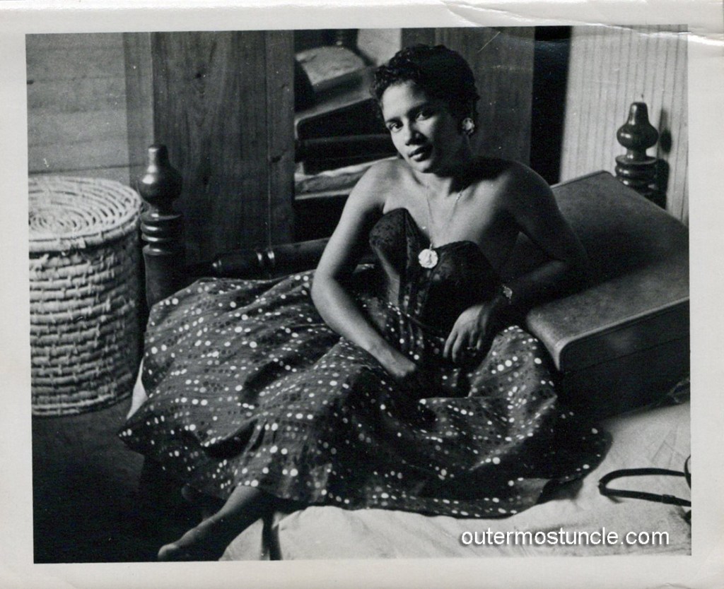 #6 Scanning the Past: Unearthing Uncle Bill Tidbits Over Turkey and&nbsp;Toasts