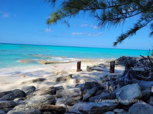 The beach at San Salvador Island and the thin, blue line. Bahamas, 2025.